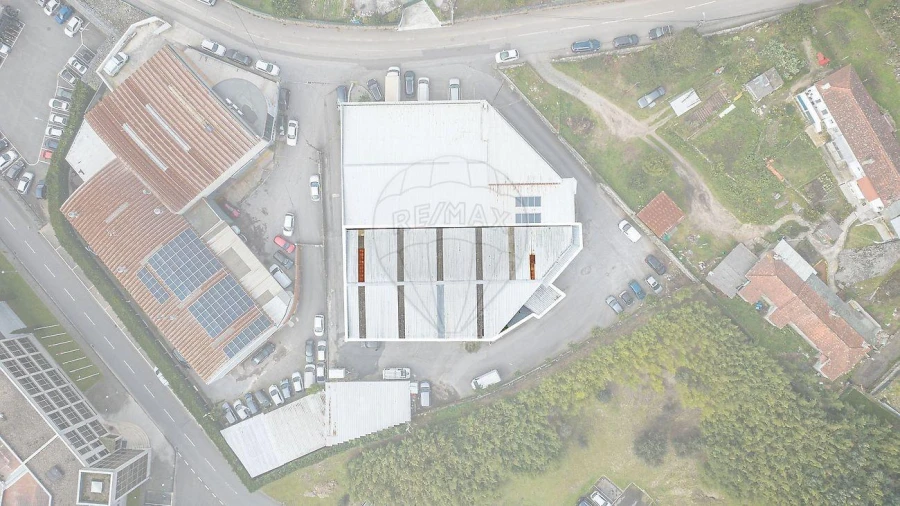 Armazém para Venda em Requião Foto 4