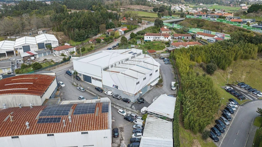 Armazém para Venda em Requião Foto 8