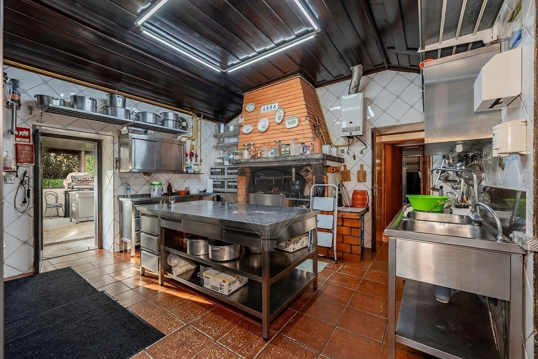 Moradia T4 para Venda em Águas Santas e Moure Foto 10