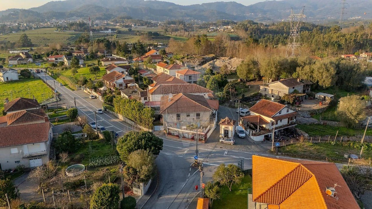 Moradia T4 para Venda em Águas Santas e Moure Foto 35
