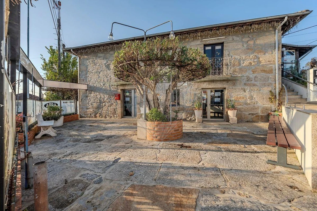 Moradia T4 para Venda em Águas Santas e Moure Foto 4