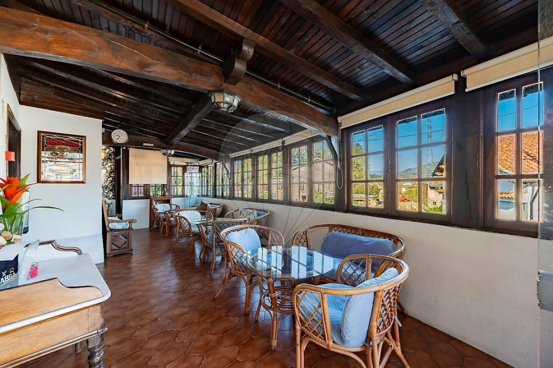 Moradia T4 para Venda em Águas Santas e Moure Foto 5