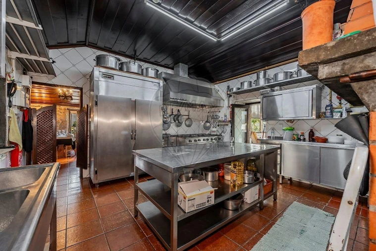 Moradia T4 para Venda em Águas Santas e Moure Foto 12