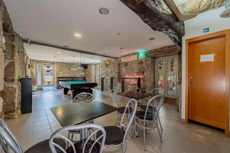 Moradia T4 para Venda em Águas Santas e Moure Foto 25