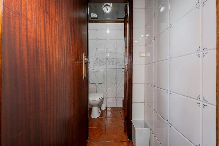 Moradia T4 para Venda em Águas Santas e Moure Foto 28