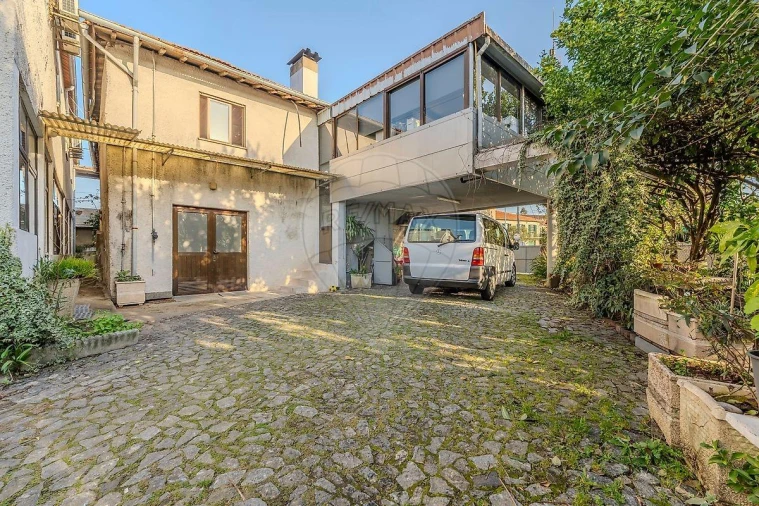 Moradia T4 para Venda em Águas Santas e Moure Foto 33