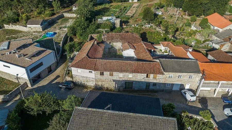 Moradia T4 para Venda em Taide Foto 1