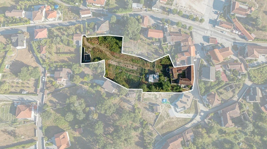 Moradia T4 para Venda em Taide Foto 14