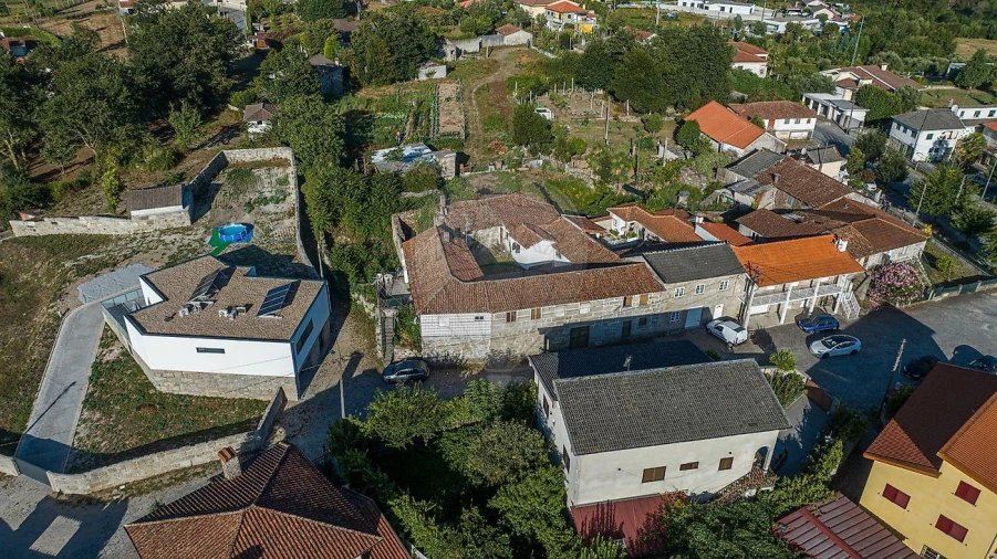 Moradia T4 para Venda em Taide Foto 3