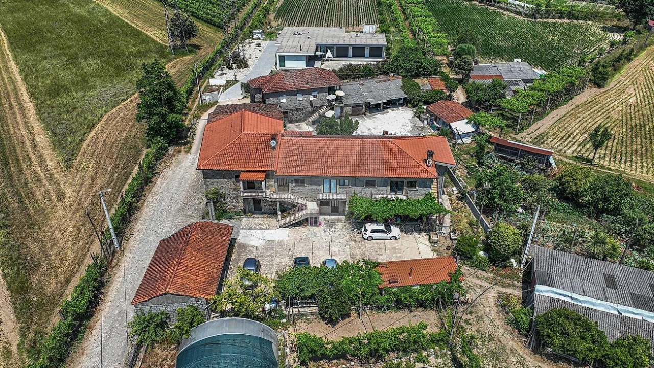 Moradia T8 para Venda em Braga (Maximinos, Sé e Cividade) Foto 10