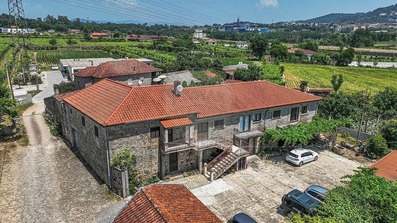 Moradia T8 para Venda em Braga (Maximinos, Sé e Cividade) Foto 17