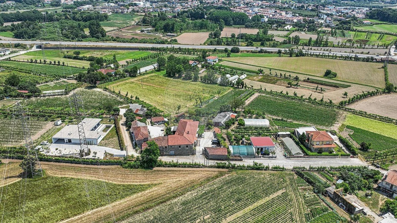 Moradia T8 para Venda em Braga (Maximinos, Sé e Cividade) Foto 6