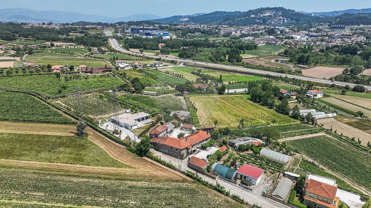 Moradia T8 para Venda em Braga (Maximinos, Sé e Cividade) Foto 7