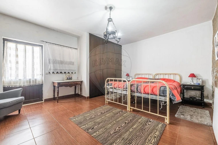 Moradia T8 para Venda em Braga (Maximinos, Sé e Cividade) Foto 35