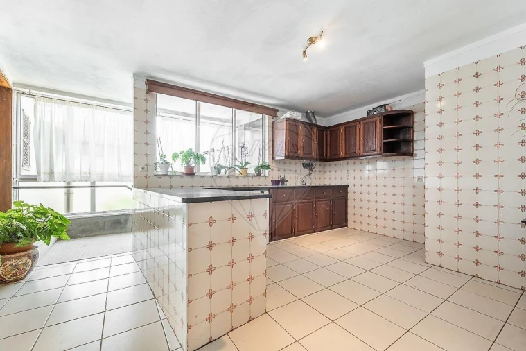 Moradia T8 para Venda em Braga (Maximinos, Sé e Cividade) Foto 36