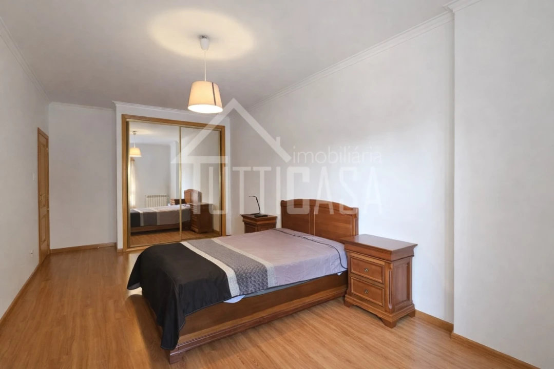 Apartamento T3 para Venda em Póvoa de Santa Iria e Forte da Casa Foto 21