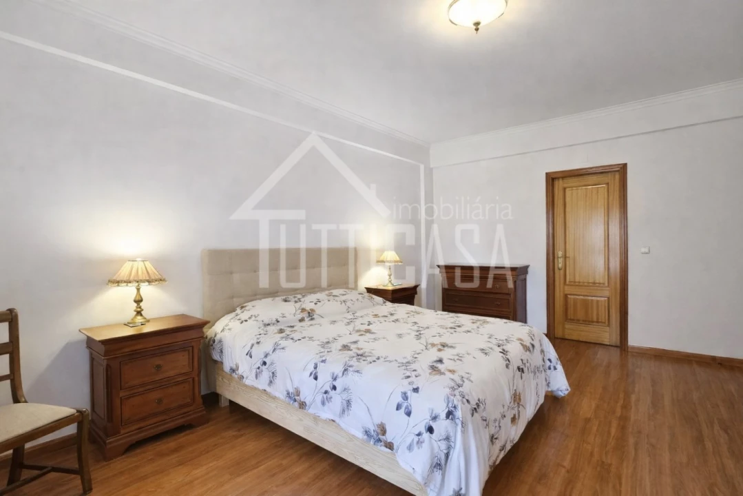 Apartamento T3 para Venda em Póvoa de Santa Iria e Forte da Casa Foto 17