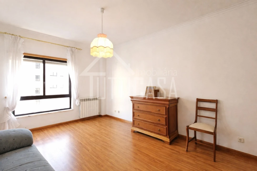 Apartamento T3 para Venda em Póvoa de Santa Iria e Forte da Casa Foto 26