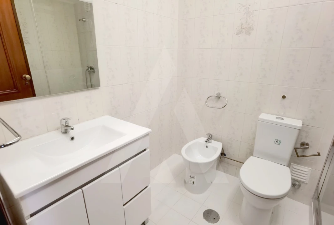 Apartamento T3 para Arrendamento em Glória e Vera Cruz Foto 19