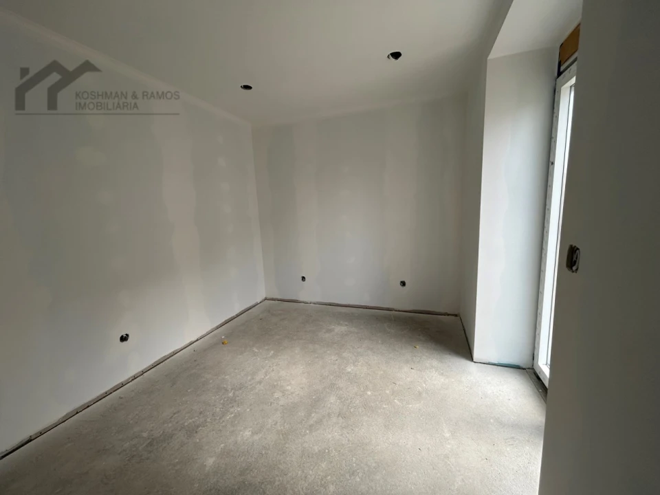 Moradia T2 para Venda em A dos Cunhados e Maceira Foto 6