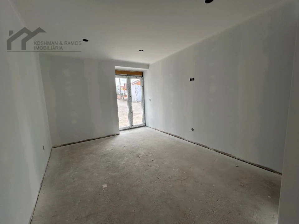 Moradia T2 para Venda em A dos Cunhados e Maceira Foto 15