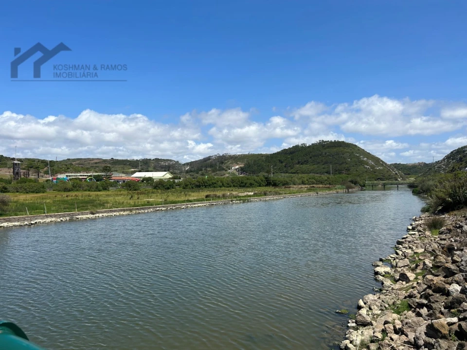 Moradia T2 para Venda em A dos Cunhados e Maceira Foto 23