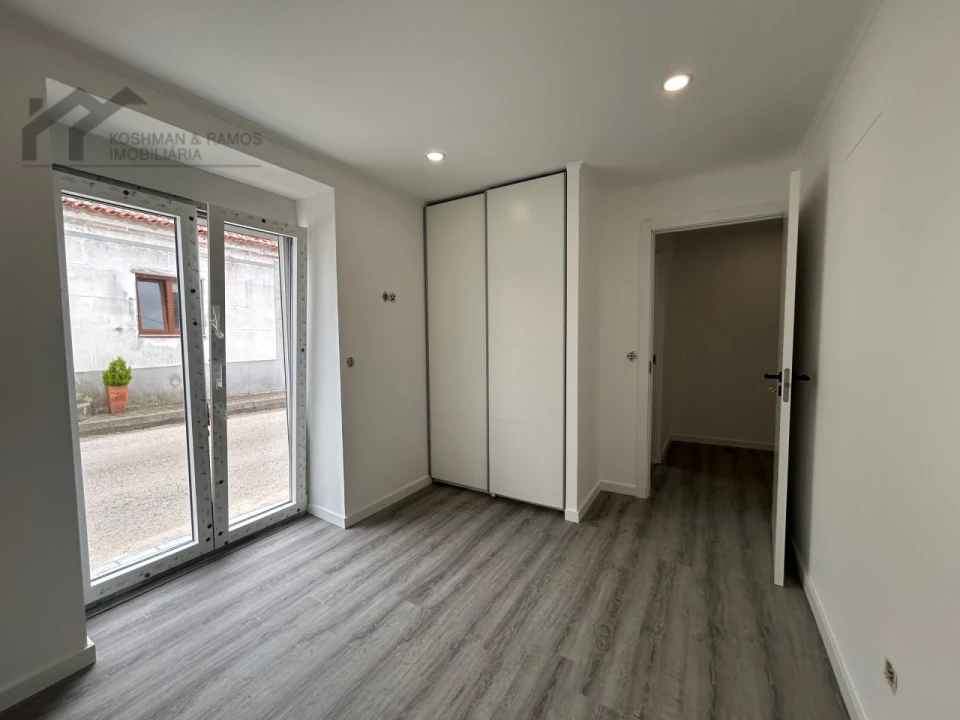 Moradia T2 para Venda em A dos Cunhados e Maceira Foto 15
