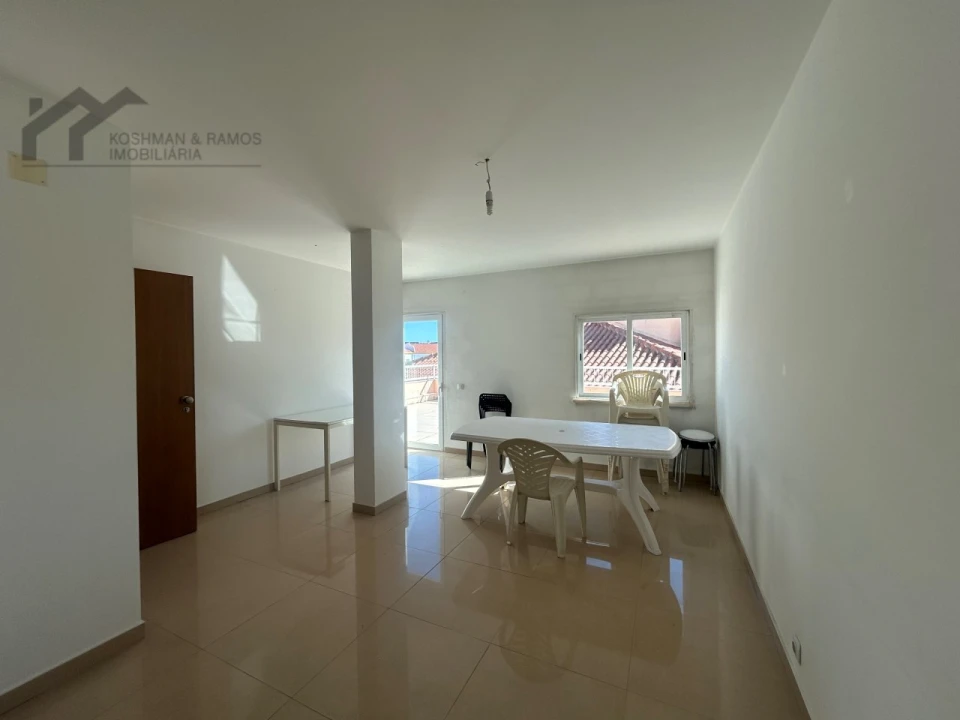 Apartamento T2 para Venda em Ponte do Rol Foto 26