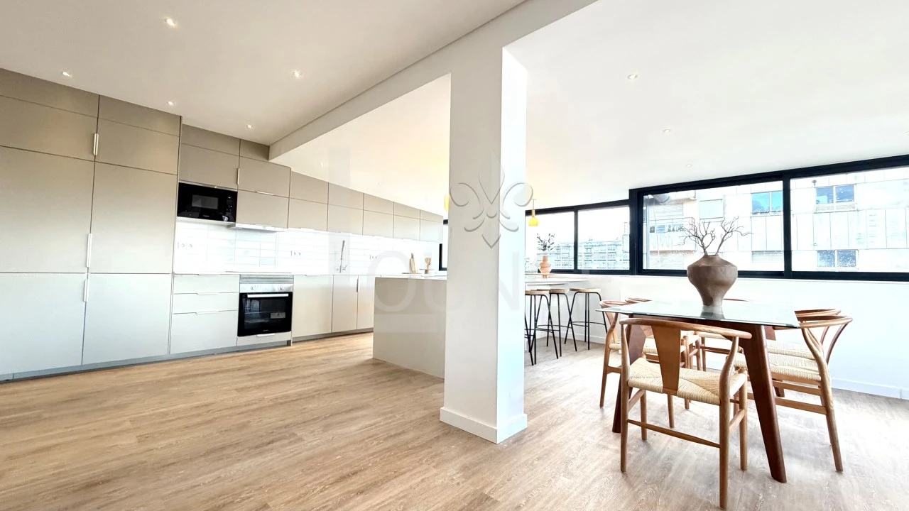 Apartamento T3 para Venda em Paranhos Foto 3