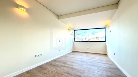 Apartamento T3 para Venda em Paranhos