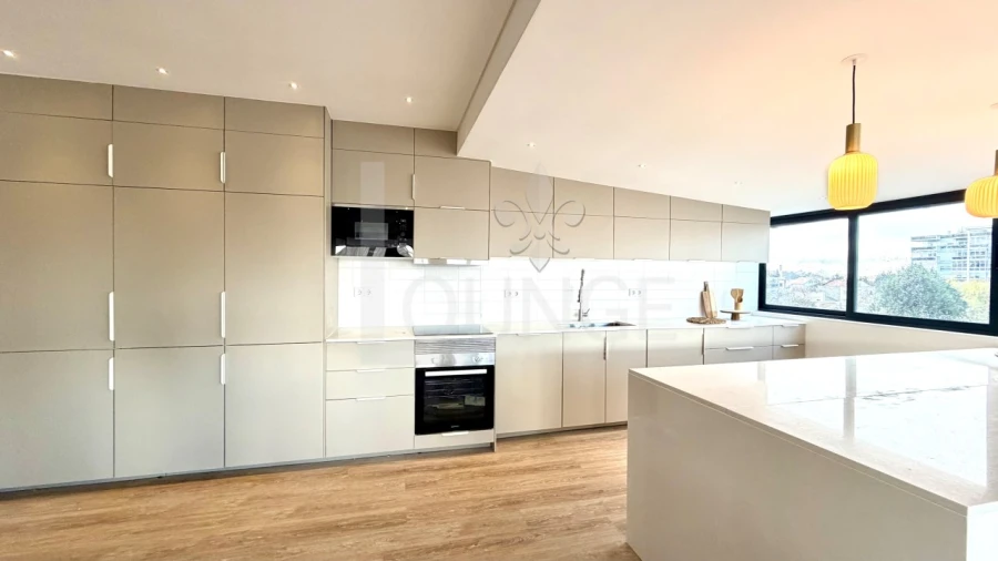 Apartamento T3 para Venda em Paranhos Foto 4