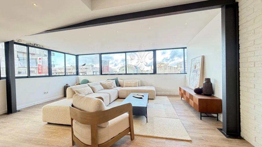 Apartamento T3 para Venda em Paranhos Foto 9