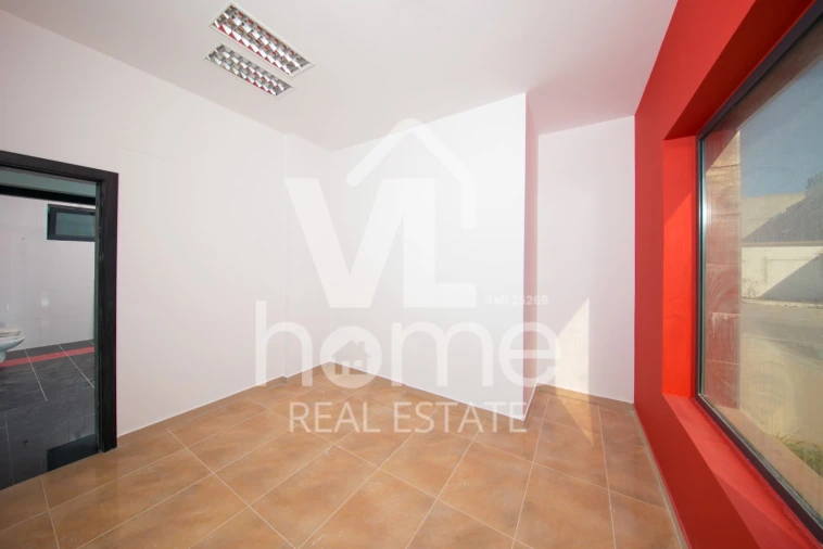 Armazém para Venda em Vermoil Foto 19