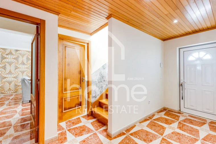 Moradia T4 para Venda em Parceiros e Azoia Foto 21