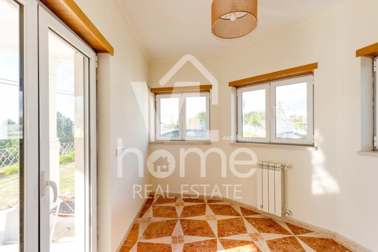 Moradia T4 para Venda em Parceiros e Azoia Foto 31