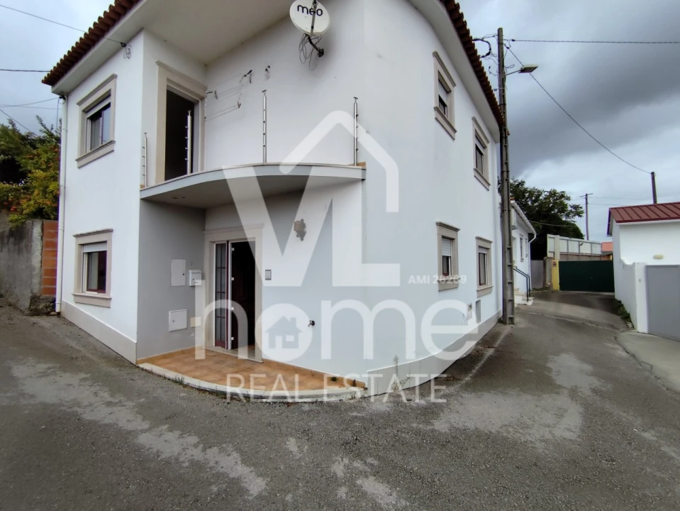 Moradia T2 para Venda em Marrazes e Barosa Foto 3