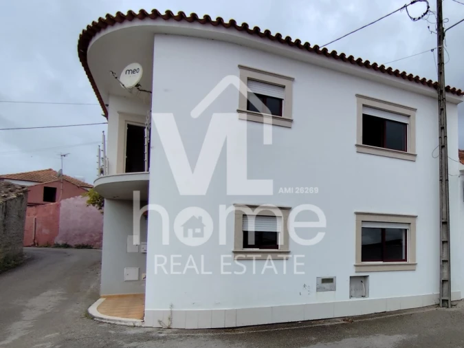 Moradia T2 para Venda em Marrazes e Barosa Foto 1