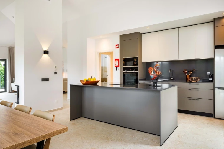 Moradia T5 para Venda em Lagoa e Carvoeiro Foto 5