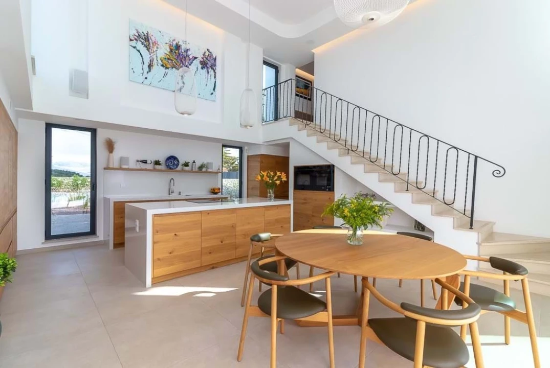 Moradia T4 para Venda em Lagoa e Carvoeiro Foto 3