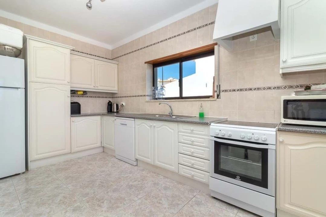 Moradia T3 para Venda em Ferragudo Foto 10