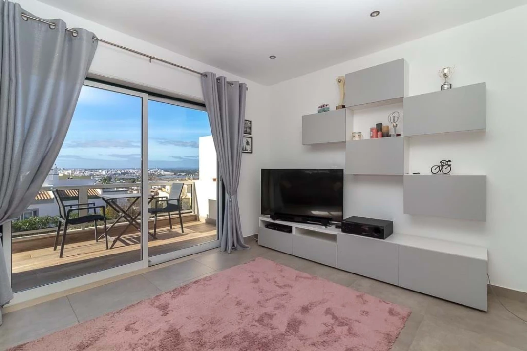 Moradia T4 para Venda em Ferragudo Foto 9