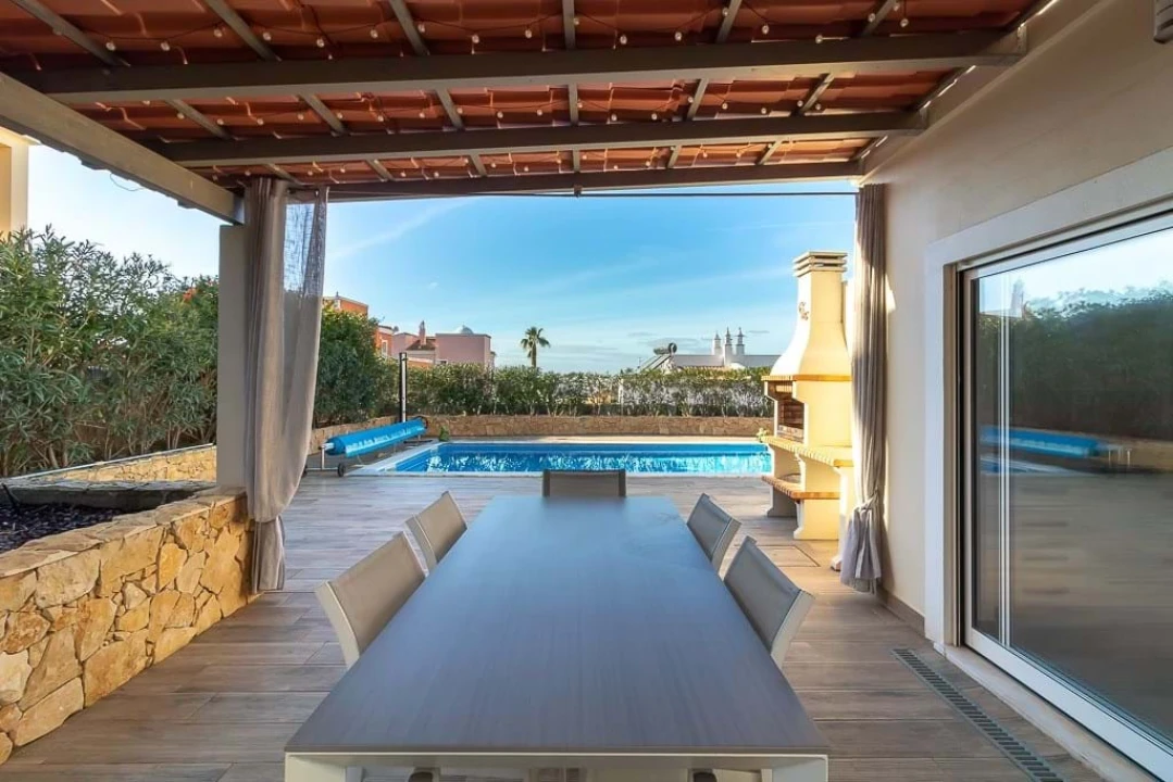 Moradia T4 para Venda em Ferragudo Foto 3