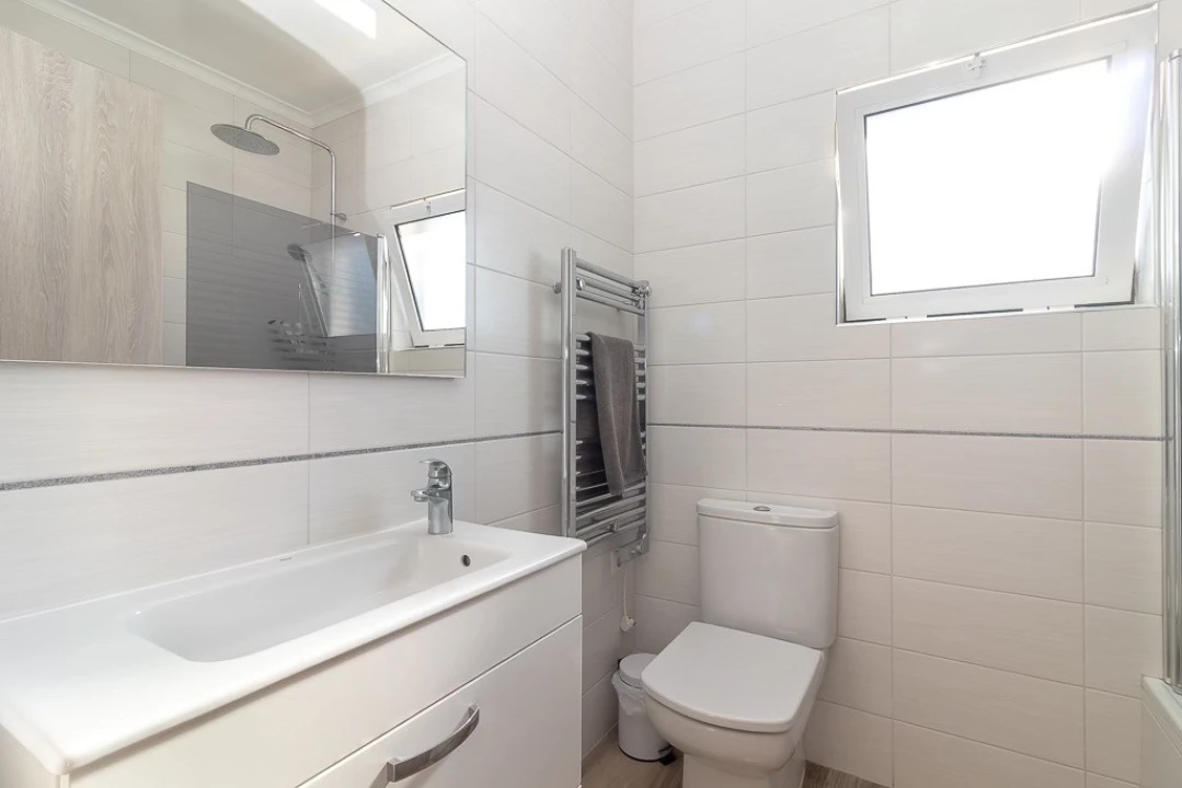 Moradia T4 para Venda em Ferragudo Foto 22