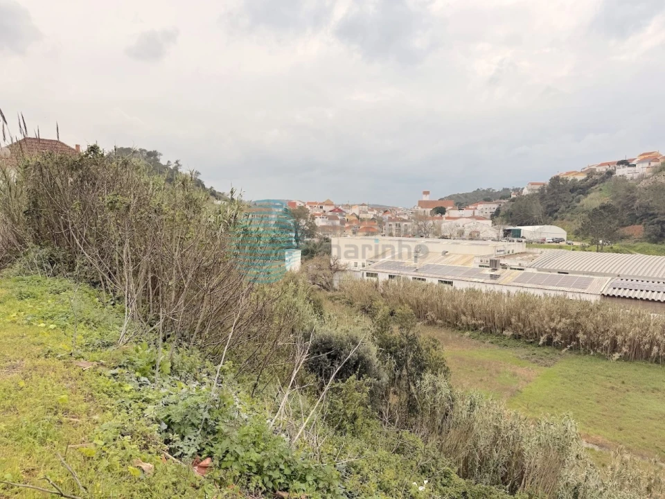 Terreno para Venda em A dos Cunhados e Maceira Foto 1