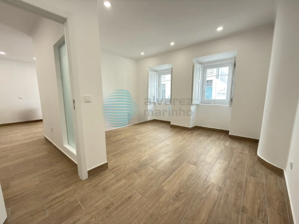 Apartamento T2 para Venda em Santa Maria, São Pedro e Matacães Foto 5