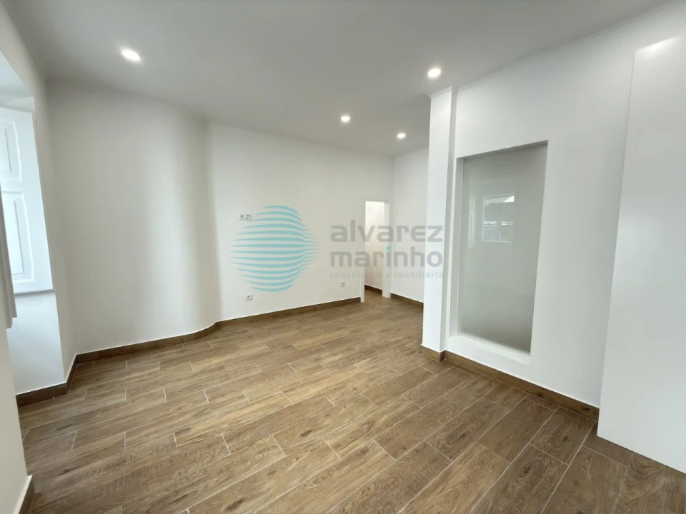 Apartamento T2 para Venda em Santa Maria, São Pedro e Matacães Foto 6