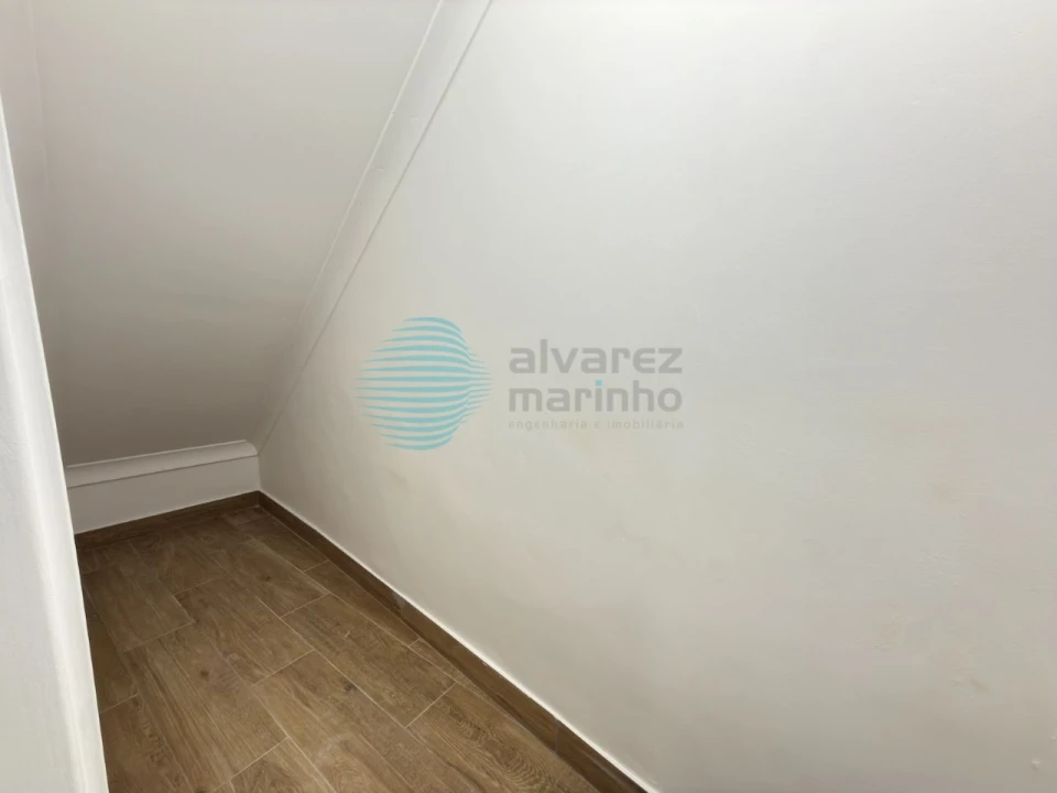 Apartamento T2 para Venda em Santa Maria, São Pedro e Matacães Foto 7