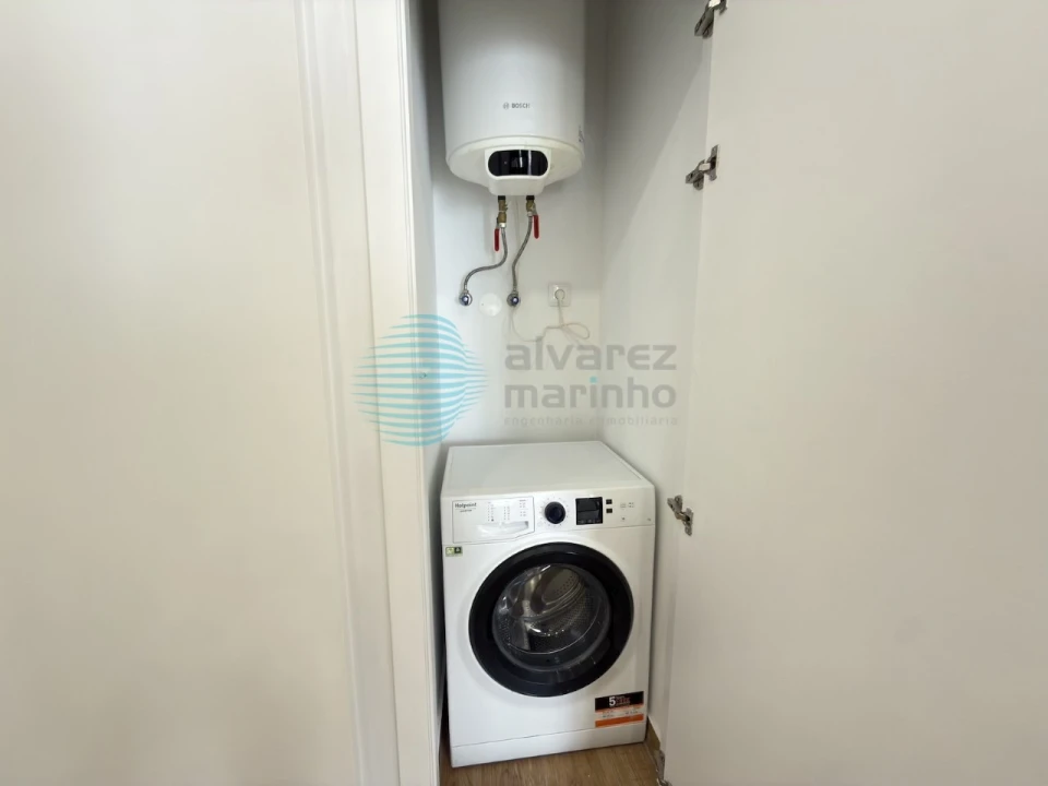 Apartamento T2 para Venda em Santa Maria, São Pedro e Matacães Foto 8