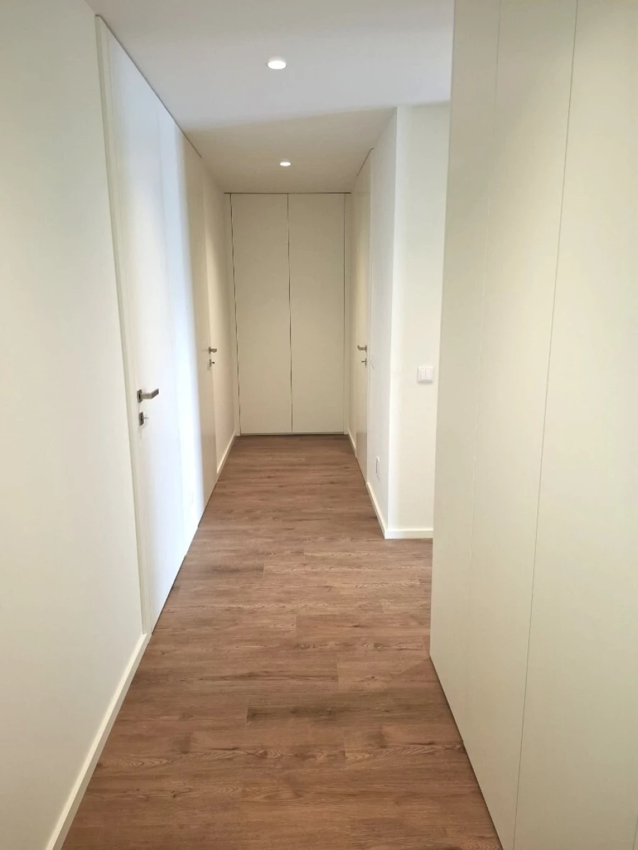 Apartamento T3 para Venda em Azurem Foto 16