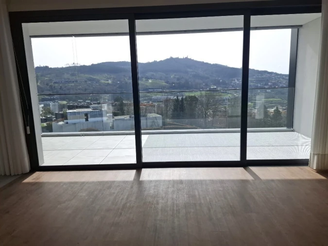 Apartamento T3 para Venda em Azurem Foto 10